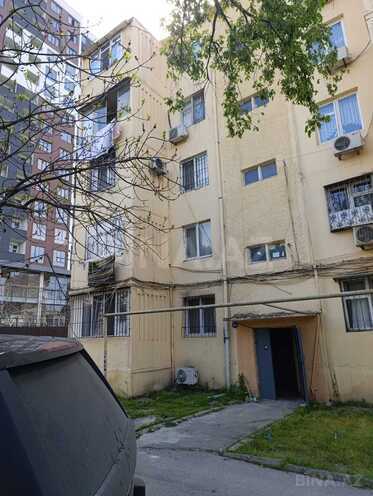 Продаётся 1-комн. вторичка 35 м², м. Нефтчиляр, photo 3 from 12
