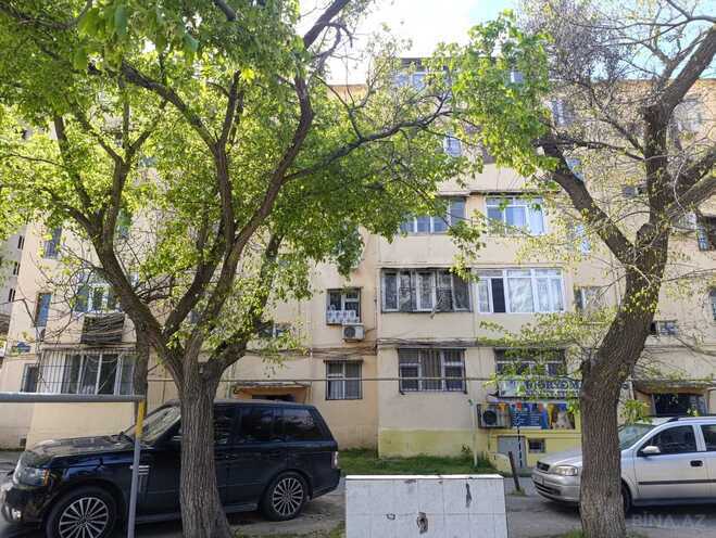 Продаётся 1-комн. вторичка 35 м², м. Нефтчиляр, photo 1 from 12