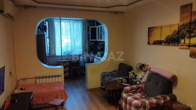 Продаётся 1-комн. вторичка 35 м², м. Нефтчиляр, photo 8 from 12