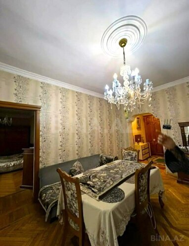 Продаётся 3-комн. вторичка 80 м², м. Элмляр Академиясы, photo 6 from 15