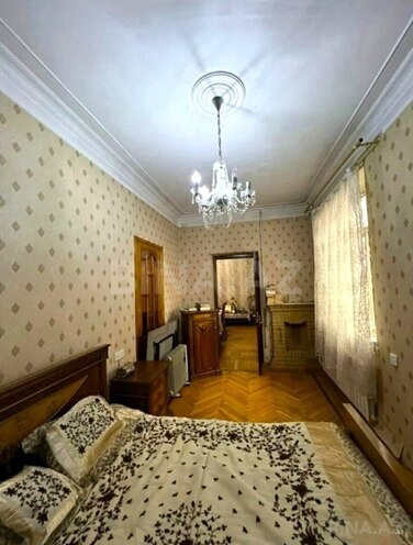 Продаётся 3-комн. вторичка 80 м², м. Элмляр Академиясы, photo 9 from 15