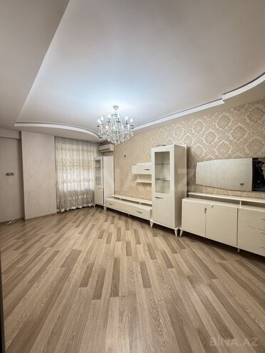 Продаётся 2-комн. новостройка 80 м², м. Иншаатчылар, photo 1 from 17