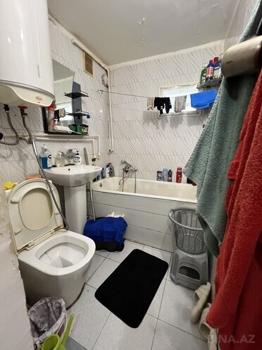 Продаётся 1-комн. вторичка 35 м², м. Иншаатчылар, photo 8 from 10