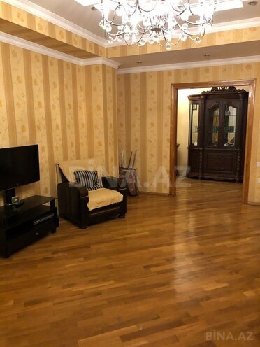 İcarəyə verilir 3 otaqlı yeni tikili 113 m², İnşaatçılar m., photo 10 from 20
