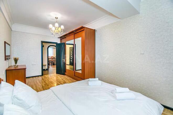 İcarəyə verilir 3 otaqlı köhnə tikili 100 m², İçəri Şəhər m., photo 19 from 32