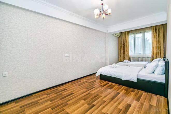 İcarəyə verilir 3 otaqlı köhnə tikili 100 m², İçəri Şəhər m., photo 17 from 32