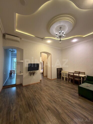Satılır 3 otaqlı köhnə tikili 110 m², Sahil m., photo 7 from 9