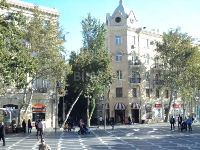 Сдаётся 2-комн. вторичка 55 м², м. Сахил, photo 1 from 28