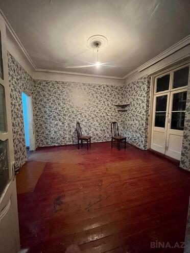Satılır 2 otaqlı köhnə tikili 70 m², Biləcəri q., photo 1 from 12