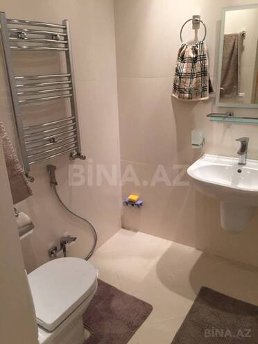 Сдаётся 2-комн. новостройка 70 м², м. 8 ноября, photo 4 from 11