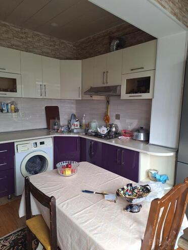 Satılır 3 otaqlı köhnə tikili 80 m², Həzi Aslanov m., photo 1 from 13