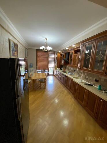 İcarəyə verilir 3 otaqlı yeni tikili 180 m², 28 May m., photo 7 from 11