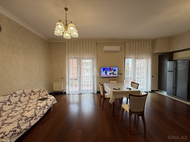 Продаётся 4-комн. новостройка 212 м², м. Низами, photo 5 from 26