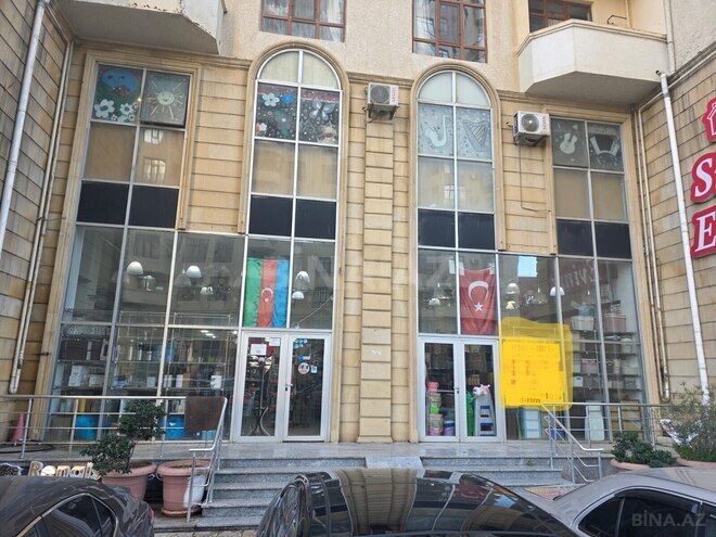İcarəyə verilir  obyekt 615 m², İnşaatçılar m., photo 1 from 13