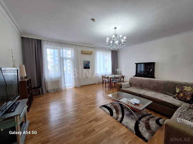Сдаётся 3-комн. новостройка 140 м², м. Низами, photo 3 from 18