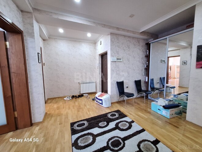 Сдаётся 3-комн. новостройка 140 м², м. Низами, photo 15 from 18
