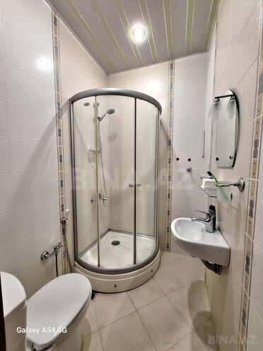 Сдаётся 3-комн. новостройка 140 м², м. Низами, photo 16 from 18