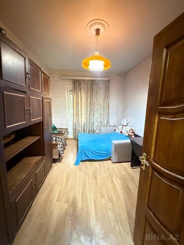 Продаётся 3-комн. вторичка 85 м², Бинагадинский р., photo 8 from 18