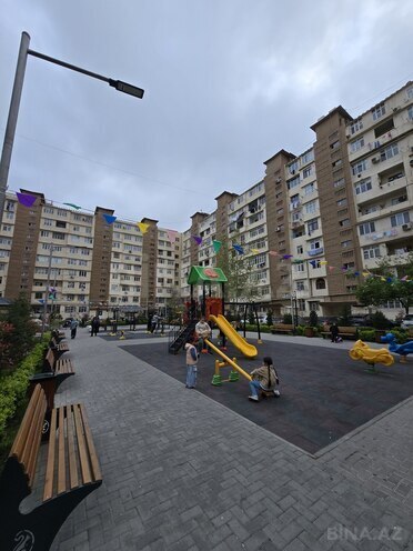 Satılır 5 otaqlı köhnə tikili 120 m², İnşaatçılar m., photo 1 from 21