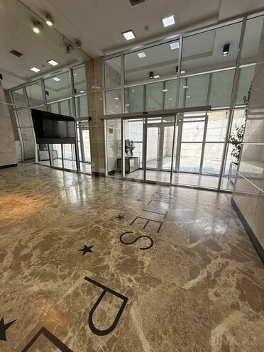 Сдаётся 4-комн. офис 114 м², м. Ичеришехер, photo 3 from 18