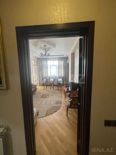 İcarəyə verilir 2 otaqlı köhnə tikili 65 m², Azadlıq Prospekti m., photo 5 from 17