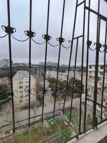 Продаётся 1-комн. вторичка 43 м², пос. Бакиханова, photo 25 from 29