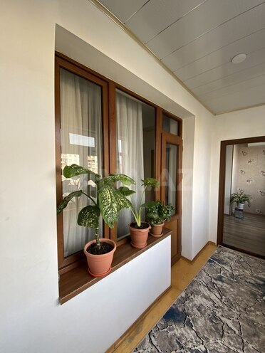 Продаётся 4-комн. вторичка 102 м², photo 14 from 23