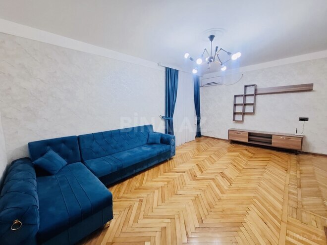 Satılır 2 otaqlı köhnə tikili 40 m², İnşaatçılar m., photo 3 from 15