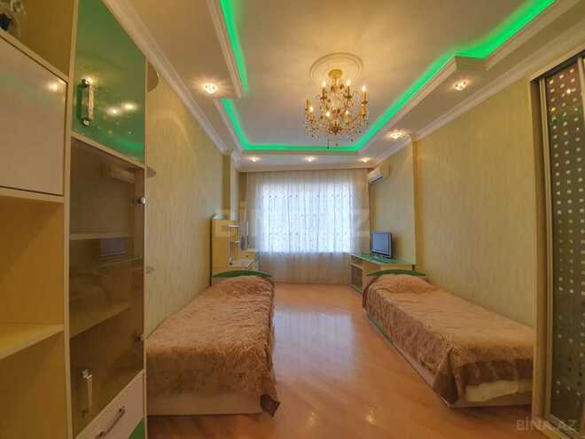 Сдаётся 3-комн. новостройка 135 м², м. Гянджлик, photo 21 from 31