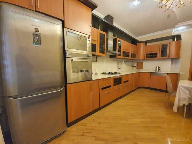 Сдаётся 3-комн. новостройка 135 м², м. Гянджлик, photo 25 from 31