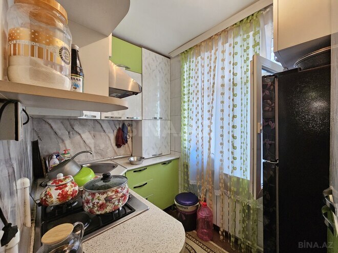 Satılır 3 otaqlı köhnə tikili 80 m², İnşaatçılar m., photo 13 from 20