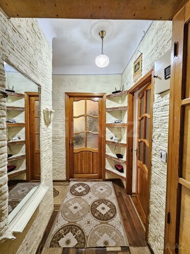 Satılır 3 otaqlı köhnə tikili 80 m², İnşaatçılar m., photo 17 from 20