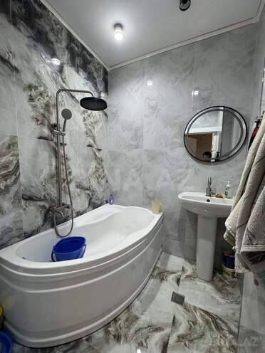 Продаётся 3-комн. вторичка 75 м², м. Ази Асланов, photo 18 from 20