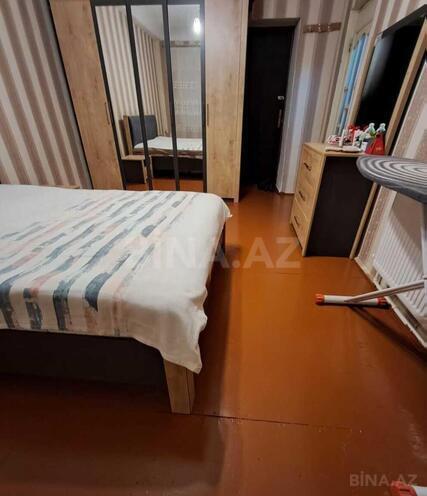 Продаётся 1-комн. вторичка 25 м², м. Кара Караев, photo 4 from 9
