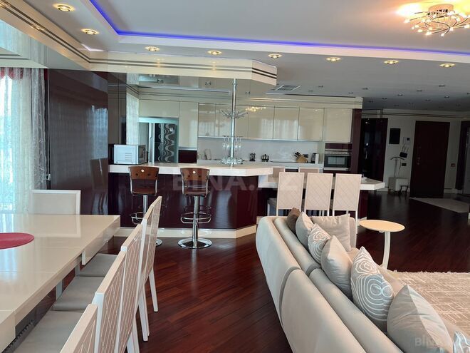 Сдаётся 3-комн. новостройка 215 м², м. Сахил, photo 19 from 26