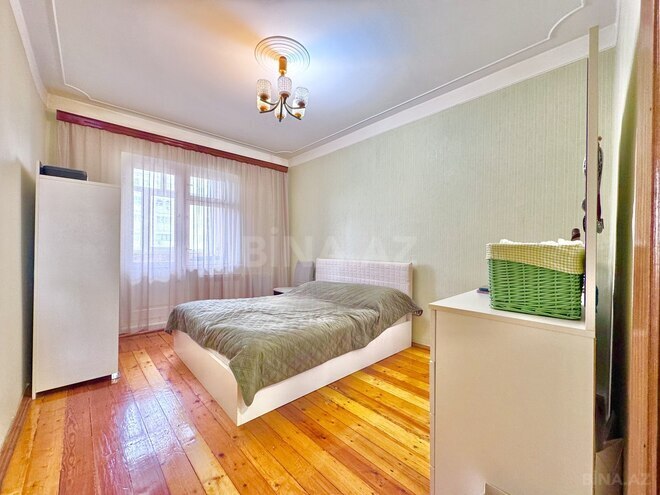 Продаётся 3-комн. вторичка 85 м², м. Кара Караев, photo 19 from 24