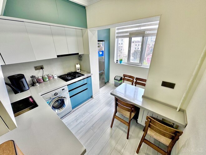 Продаётся 3-комн. вторичка 85 м², м. Кара Караев, photo 6 from 24