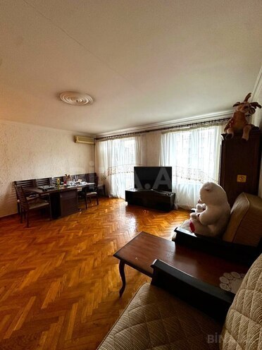 Продаётся 3-комн. вторичка 75 м², м. Нариман Нариманов, photo 4 from 12