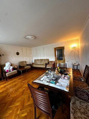 Продаётся 3-комн. вторичка 75 м², м. Нариман Нариманов, photo 5 from 12