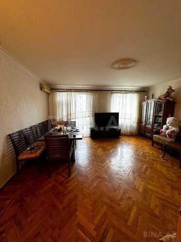Продаётся 3-комн. вторичка 75 м², м. Нариман Нариманов, photo 3 from 12