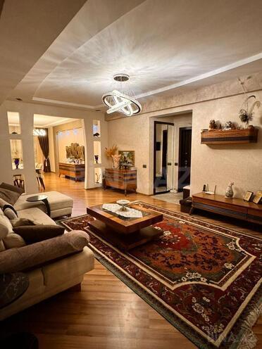 Satılır 4 otaqlı yeni tikili 140 m², Bakıxanov q., photo 1 from 20