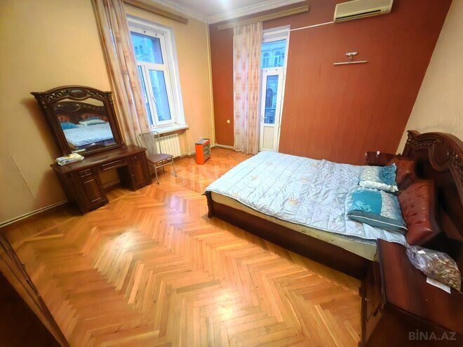 Satılır 3 otaqlı köhnə tikili 96.8 m², Sahil m., photo 12 from 30