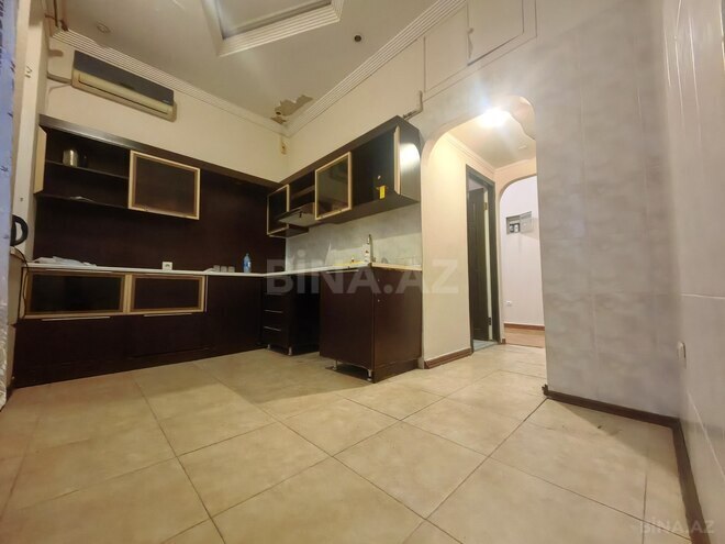 Satılır 3 otaqlı köhnə tikili 96.8 m², Sahil m., photo 18 from 30