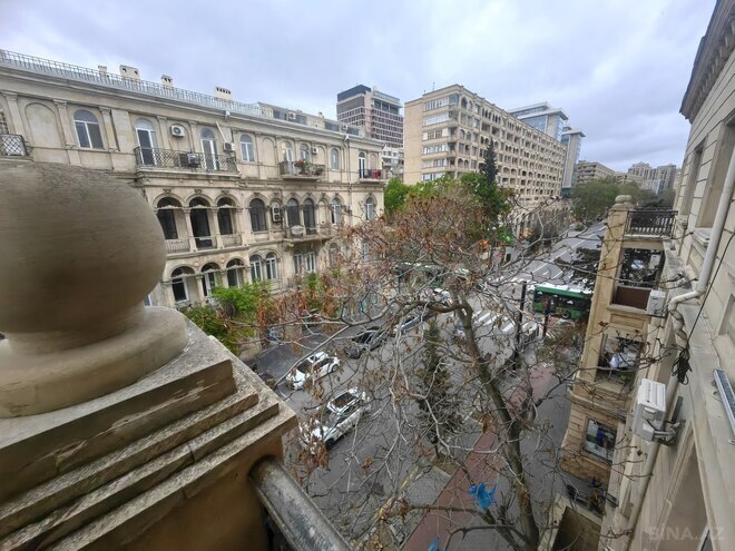 Satılır 3 otaqlı köhnə tikili 96.8 m², Sahil m., photo 11 from 30