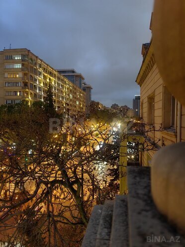 Satılır 3 otaqlı köhnə tikili 96.8 m², Sahil m., photo 23 from 30