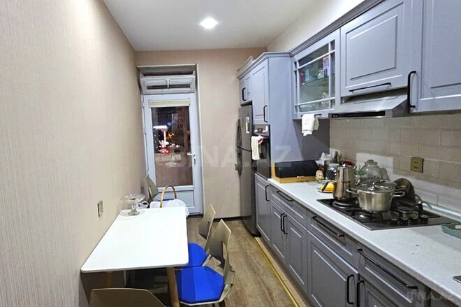 Продаётся 3-комн. вторичка 80 м², м. Кара Караев, photo 5 from 7