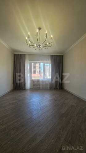 Продаётся 3-комн. вторичка 95 м², м. Шах Исмаил Хатаи, photo 1 from 12