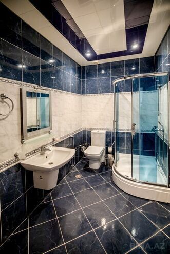 Satılır 8 otaqlı həyət evi/bağ evi 400 m², Badamdar q., photo 14 from 24