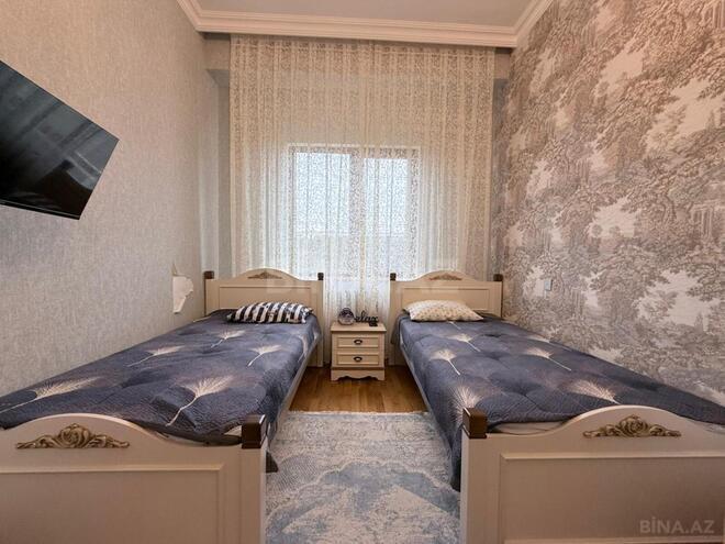 Продаётся 3-комн. новостройка 106 м², Абшеронcкий  р., photo 9 from 22