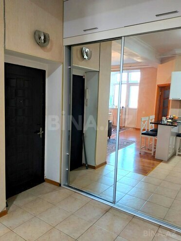 Продаётся 3-комн. новостройка 75 м², м. Кара Караев, photo 17 from 22